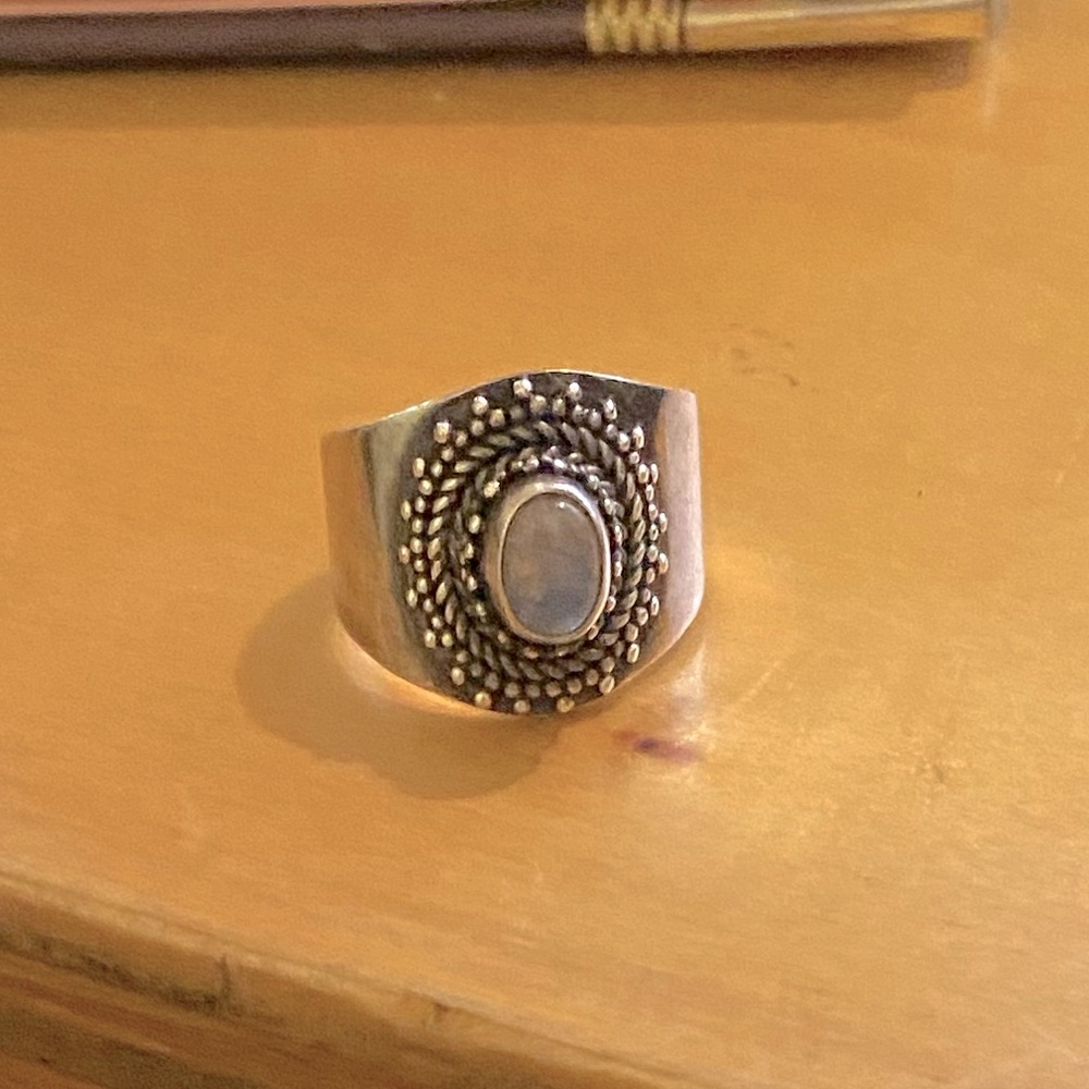 Sterling Silver Oval Moonstone Ring - Elegant Blue-Gray Gem